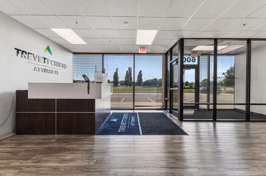 More Photos Of 500 Canal View Blvd, Rochester Unknown For Lease