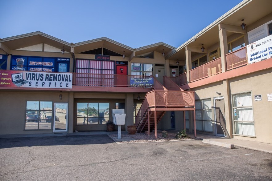 More Photos Of 244 N Country Club Dr, Mesa Storefront Retail Office For Lease
