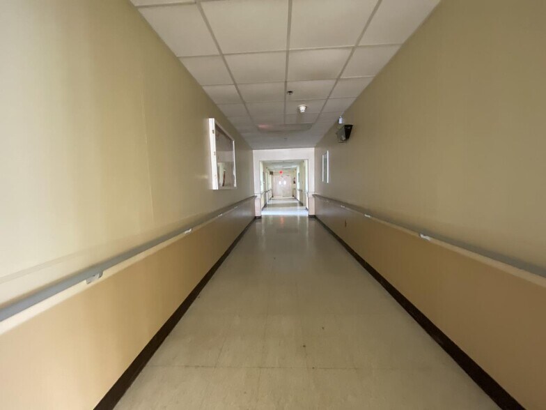 More Photos Of 17405 Lankford Hwy, Parksley Rehabilitation Center For Sale