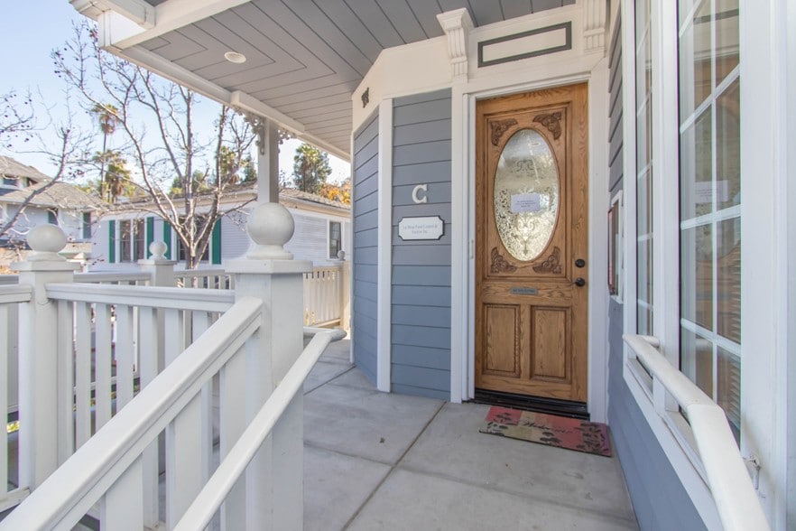 More Photos Of 8419 La Mesa Blvd, La Mesa Medical For Lease