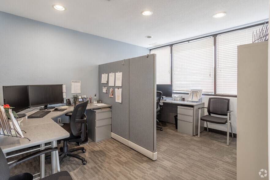 More Photos Of 1230 N Jefferson St, Anaheim Light Distribution For Lease