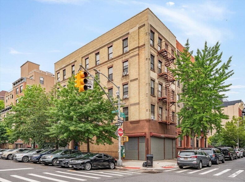 Primary Photo Of 279 Pleasant Ave, New York Apartments For Lease