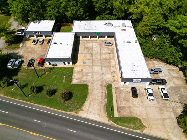 More Photos Of 2400 South St, Nacogdoches Office For Sale
