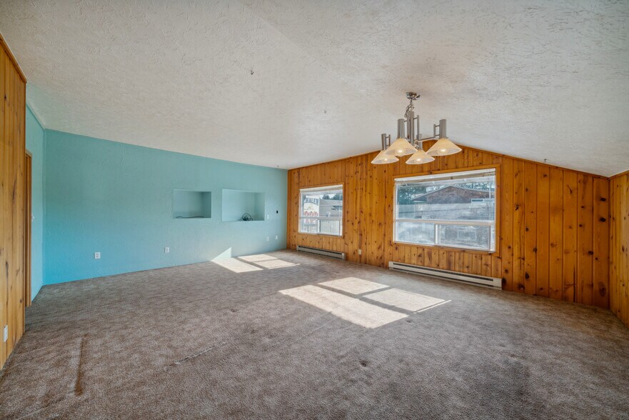 More Photos Of 35800 7th (Hwy101) St, Nehalem Storefront Retail Residential For Sale