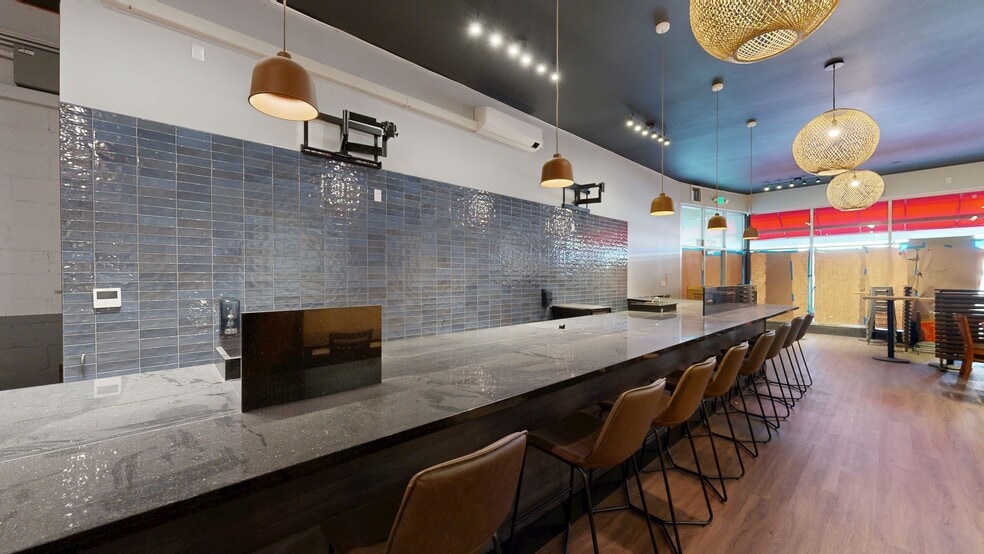 More Photos Of 355-357 Grand Ave, Oakland Storefront Retail Office For Lease