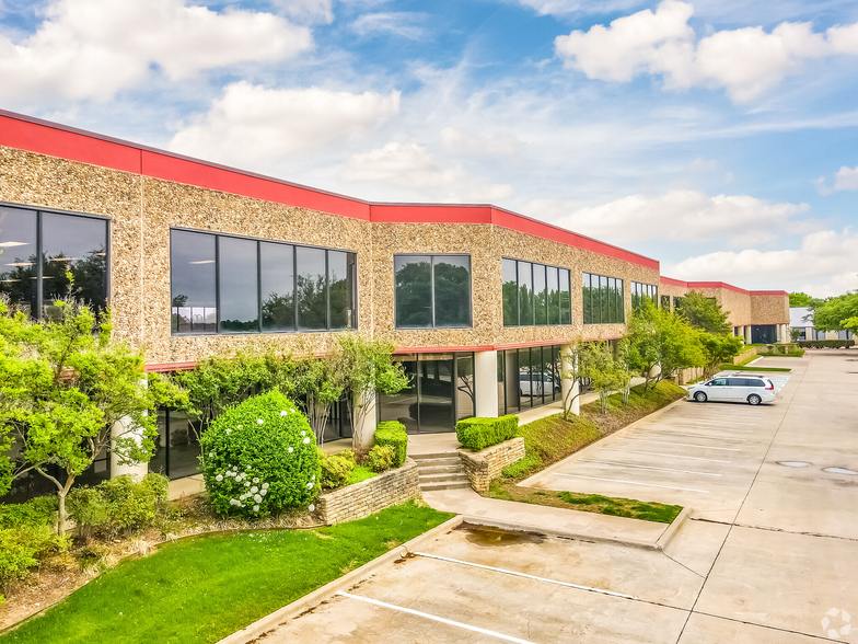 Primary Photo Of 4200 Buckingham Rd, Fort Worth Office For Lease