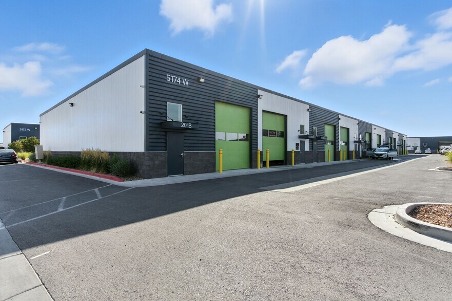Primary Photo Of 5170-5176 W Liberator Dr, Kearns Warehouse For Lease