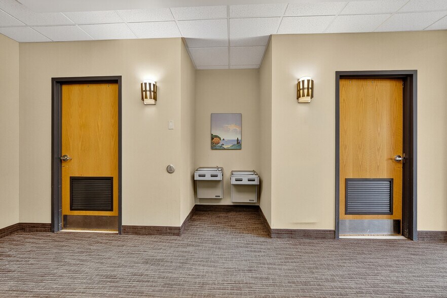 More Photos Of 1240 New Scotland Rd, Slingerlands Medical For Lease