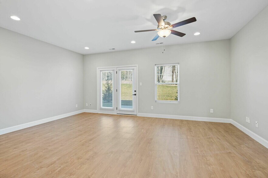 More Photos Of 4109 Pleasant Ridge Rd, Knoxville Apartments For Sale
