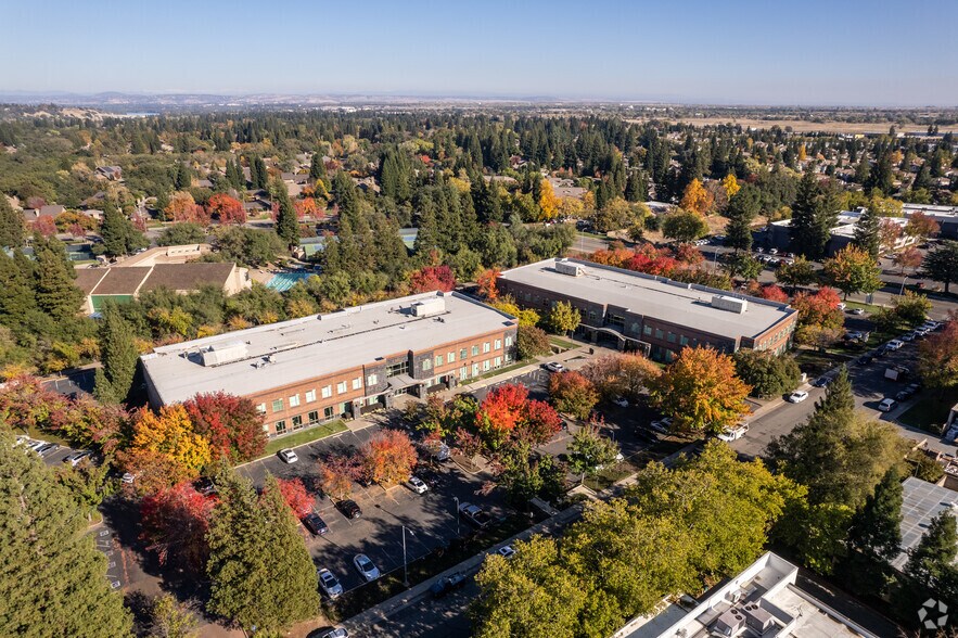 More Photos Of 2377 Gold Meadow Way, Gold River Unknown For Lease