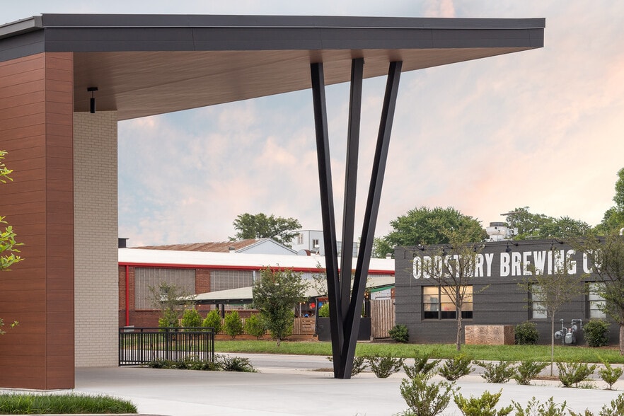 More Photos Of 1607 Central Ave, Chattanooga Storefront For Lease