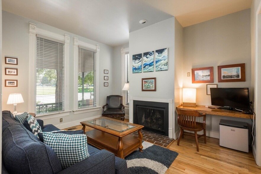 More Photos Of 2147-2151 Tremont Pl, Denver Hospitality For Sale