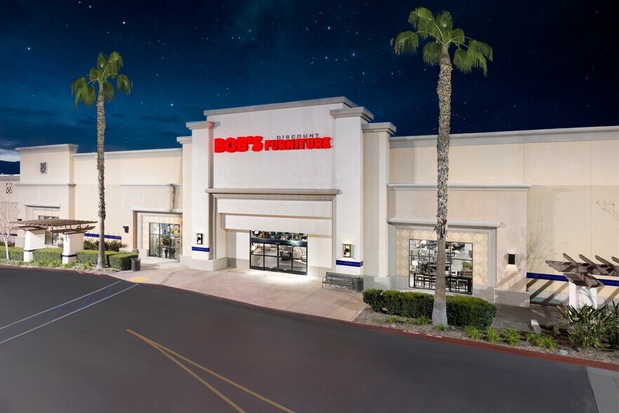 More Photos Of 27320-27550 Lugonia, Redlands Unknown For Lease