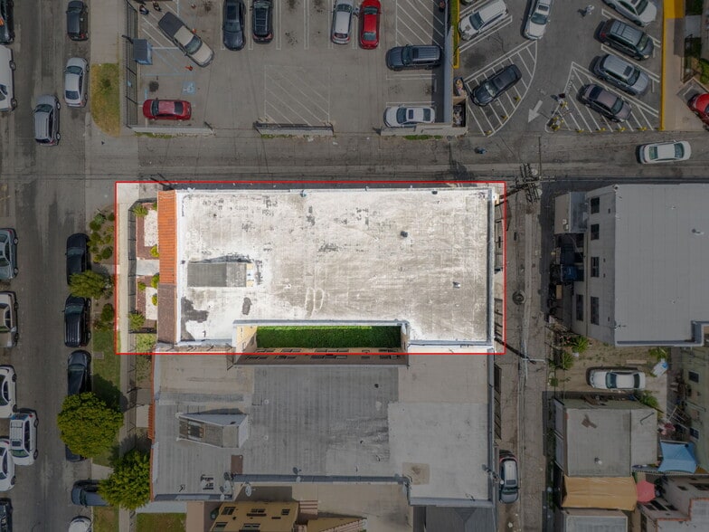 More Photos Of 1014 W 57th St, Los Angeles Apartments For Sale