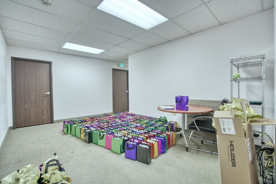 More Photos Of 1343-1351 W 121st Ave, Westminster Flex For Lease