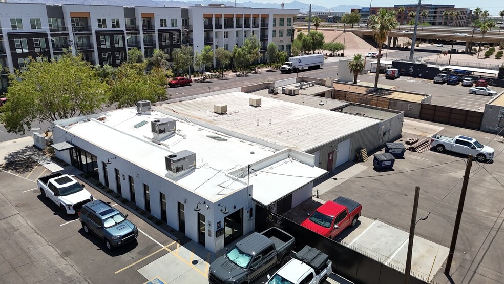 Primary Photo Of 4720 E Van Buren St, Phoenix Office For Lease