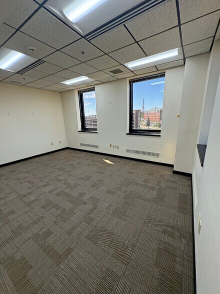 More Photos Of 80 Exchange St, Bangor Office For Lease