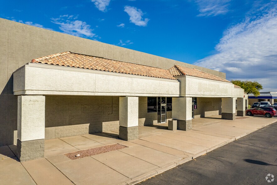 More Photos Of S McClintock Dr @ E Elliot Rd, Tempe Unknown For Lease