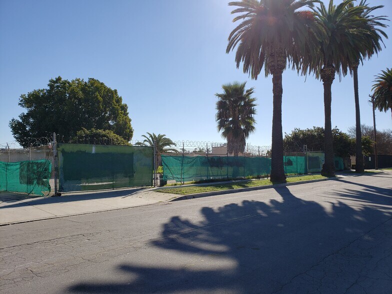 More Photos Of 11600 Artesia Blvd, Artesia Storefront For Sale