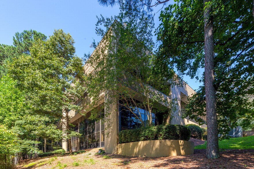 More Photos Of 1675 Terrell Mill Rd, Marietta Office For Lease