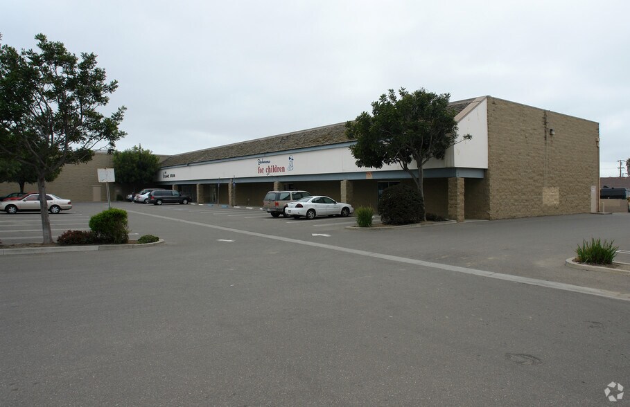 More Photos Of 1711-1723 S Broadway Dr, Santa Maria General Retail For Lease