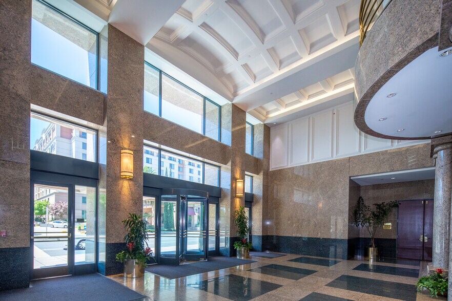 More Photos Of 1 Capitol Mall, Sacramento Office For Lease