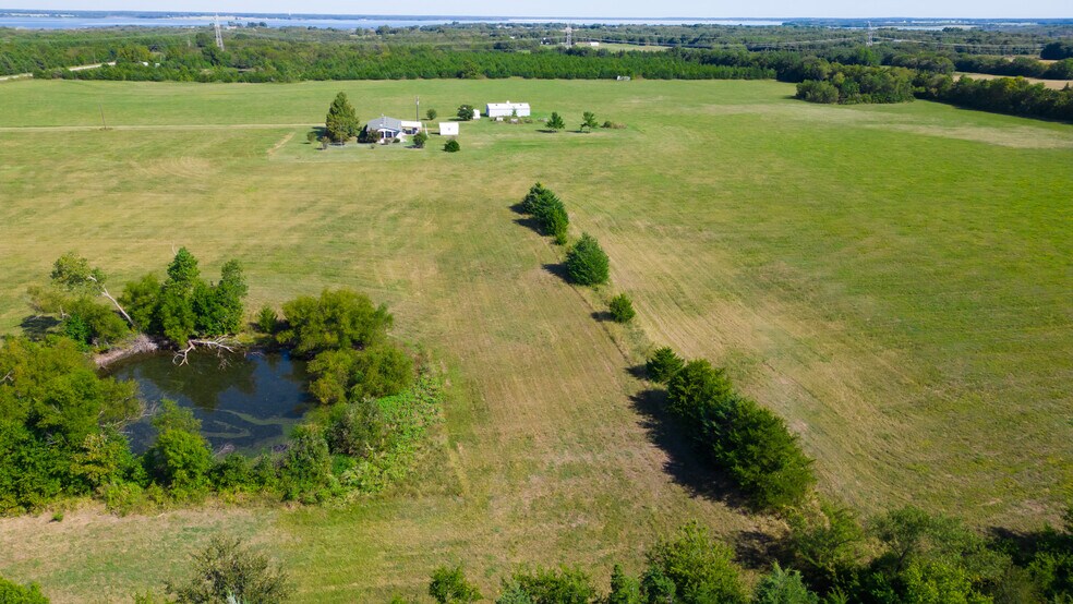 More Photos Of 5484 N FM 1743, Windom Land For Sale