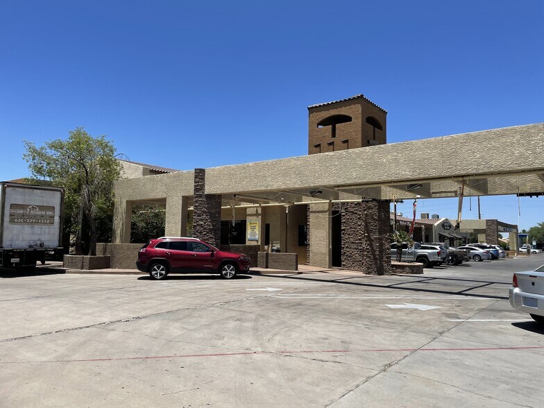 More Photos Of 2828 S Country Club Dr, Mesa Department Store For Lease