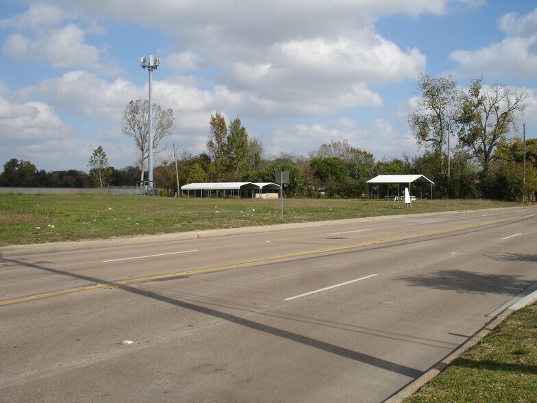 More Photos Of 4205 Pasadena Blvd, Pasadena Land For Sale