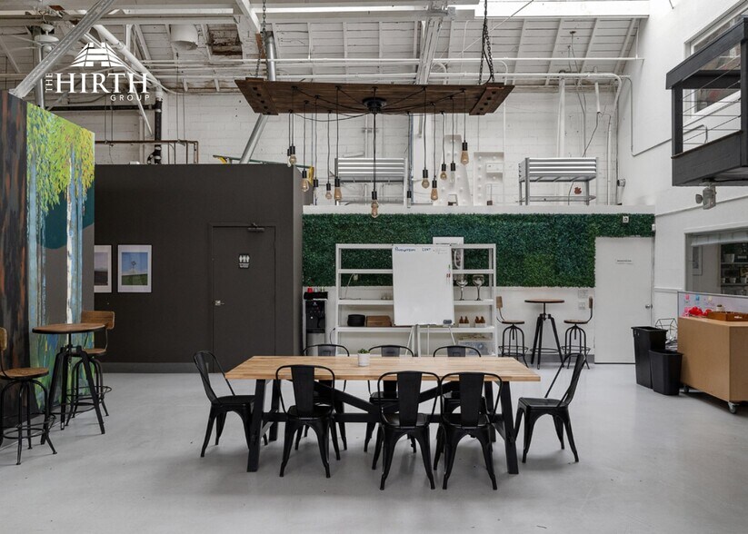 More Photos Of 2321 Filbert St, Oakland Warehouse For Sale