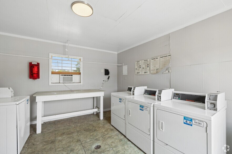 More Photos Of 6601 Old Shell Rd, Mobile Apartments For Sale