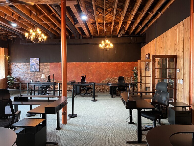 More Photos Of 31 N Federal St, Harrisonburg Coworking Space