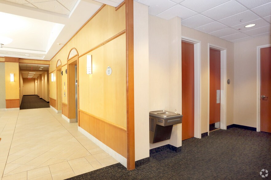 More Photos Of 380 Park Place Blvd, Clearwater Office For Lease