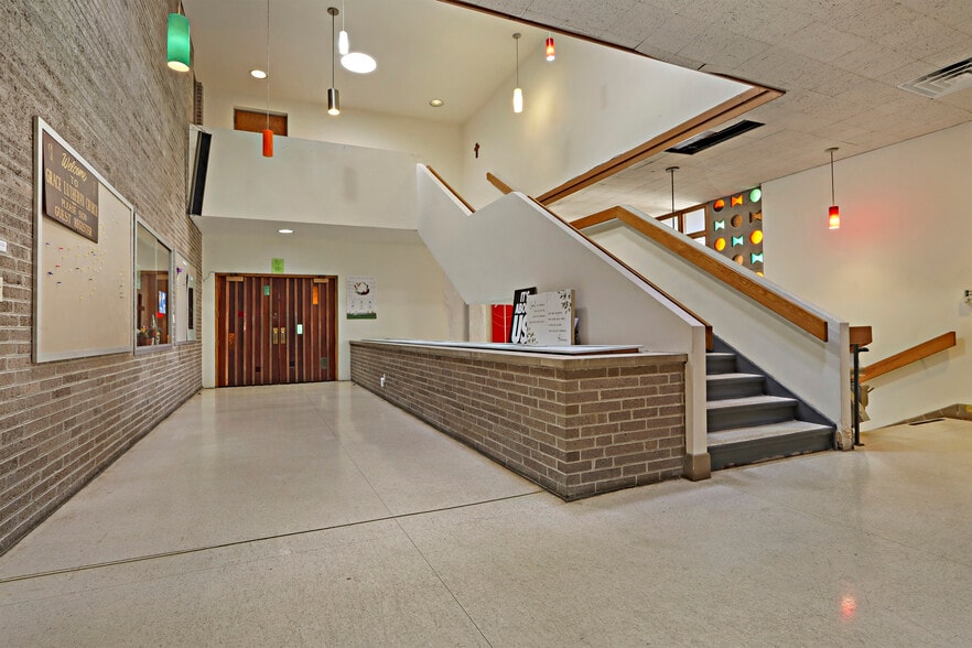 More Photos Of 2006 60th St, Kenosha Religious Facility For Sale