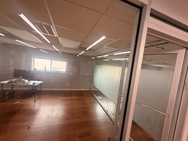 More Photos Of 230 Marion Ave, Linden Research And Development For Sale