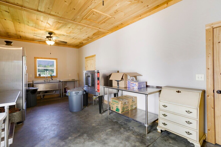 More Photos Of 2835 Plottown Rd, Young Harris Land For Sale