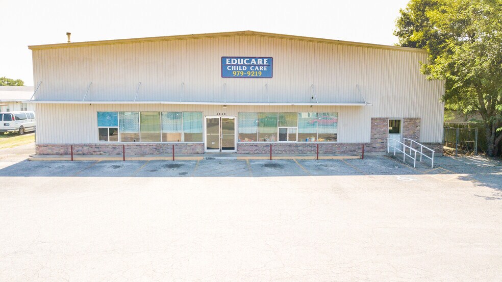 More Photos Of 3838 West Ave, San Antonio Warehouse For Sale