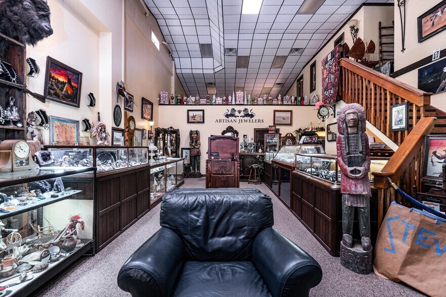 More Photos Of 4308 Olton Rd, Plainview Office For Sale
