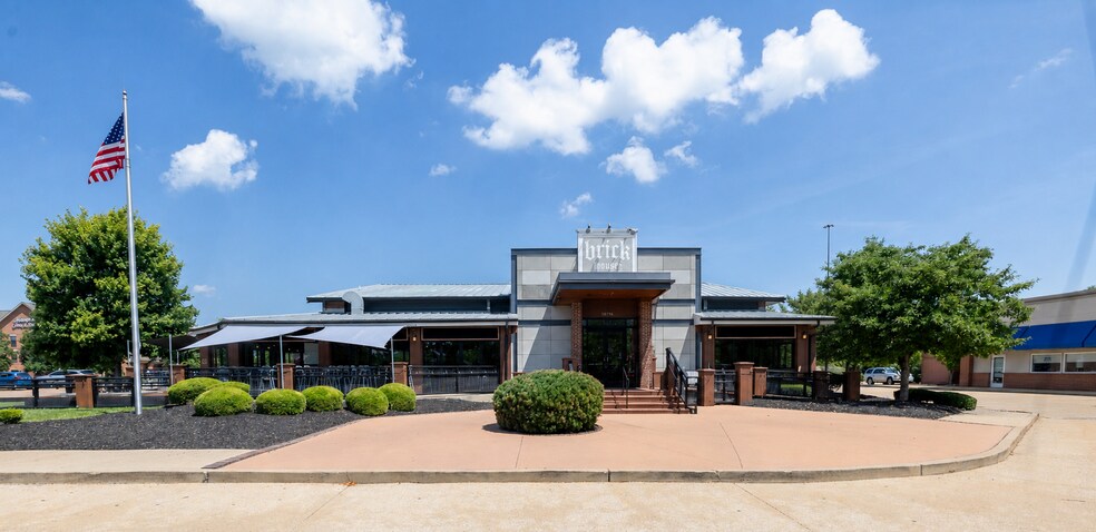 Primary Photo Of 2 McBride and Son Center Dr, Chesterfield Restaurant For Sale