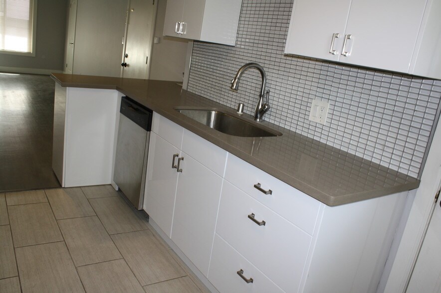 More Photos Of 1224 N Fairfax Ave, West Hollywood Apartments For Sale