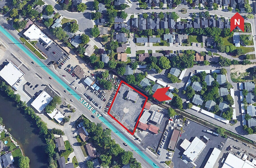 More Photos Of 6614 W State St, Boise Auto Dealership For Lease