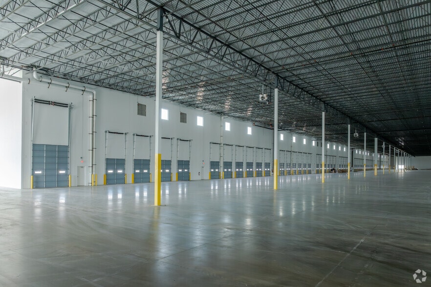 More Photos Of 3000 Mark IV Pky, Fort Worth Unknown For Lease