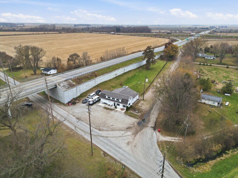 More Photos Of 4020 E Old US 30, Hamlet Restaurant For Sale