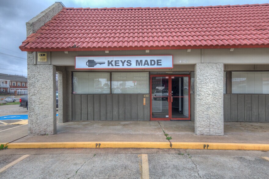 More Photos Of 4311 E 31st St, Tulsa Unknown For Lease