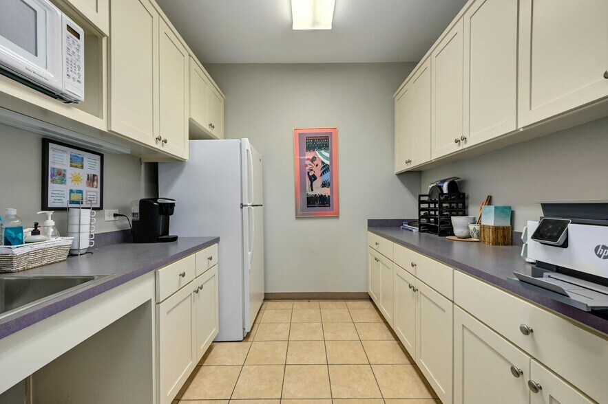 More Photos Of 4601 Spicewood Springs Rd, Austin Office For Sale