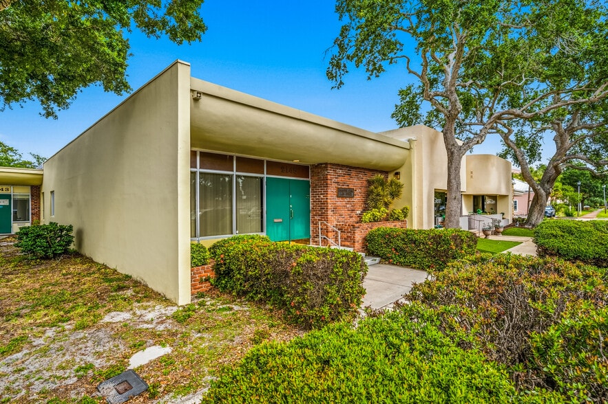 Primary Photo Of 2145 15th Ave, Vero Beach Office For Sale