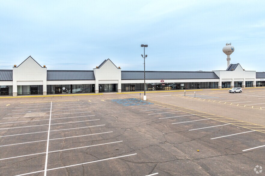More Photos Of 38500 Tanger Dr, North Branch Unknown For Lease