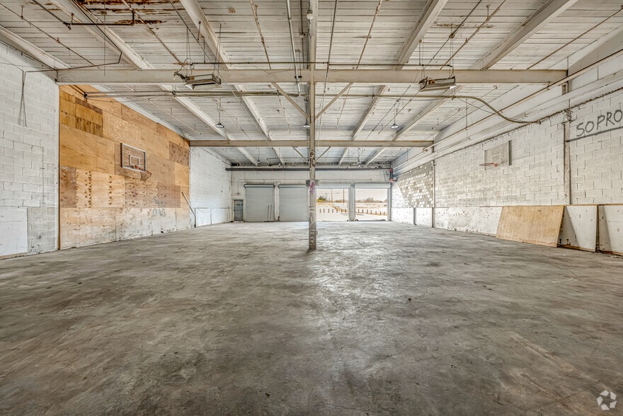 More Photos Of 1129-1199 Willingham Dr, East Point Warehouse For Lease