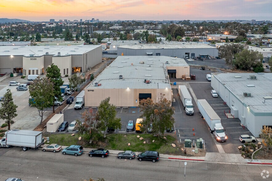 More Photos Of 9710-9712 Distribution Ave, San Diego Distribution For Lease