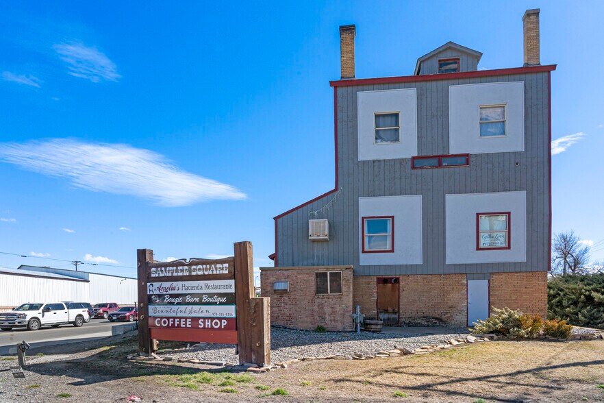 More Photos Of 8 S Grand Ave, Montrose Storefront Retail Residential For Lease